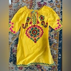 SouthMainYellow Embroider Top